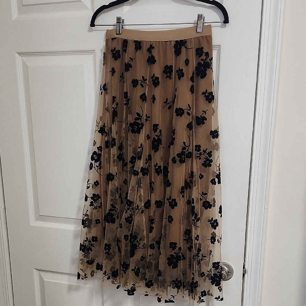 Black & Caramel Floral  Skirt - great for the fall season and Halloween